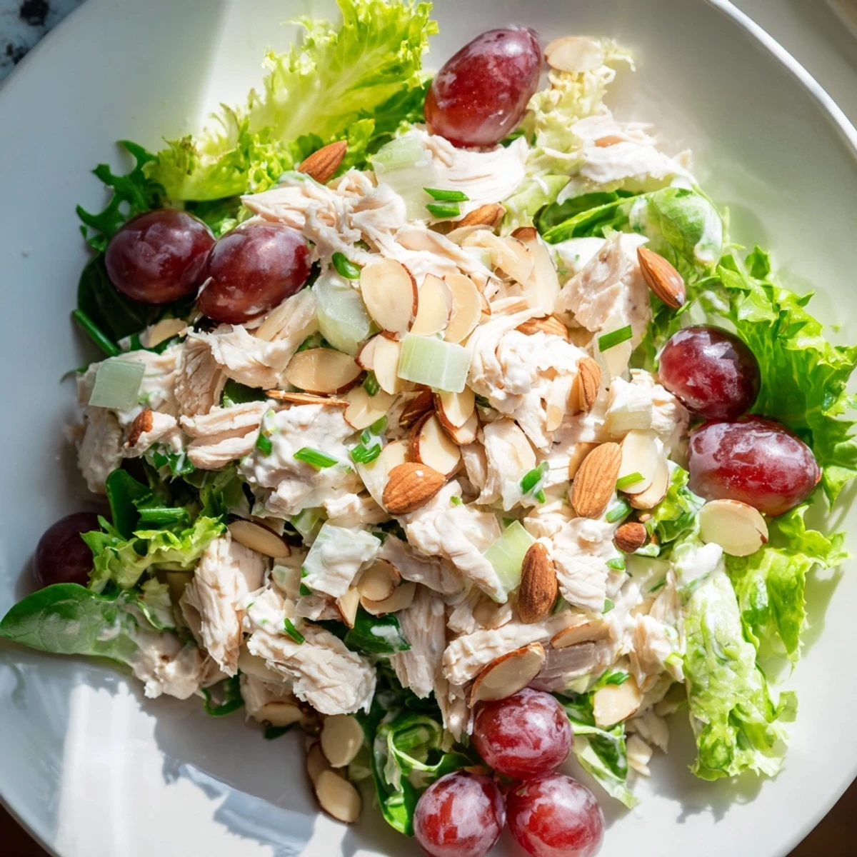 Crispy Chicken Salad Delight