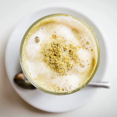 Pistachio Milk Latte Café Twist